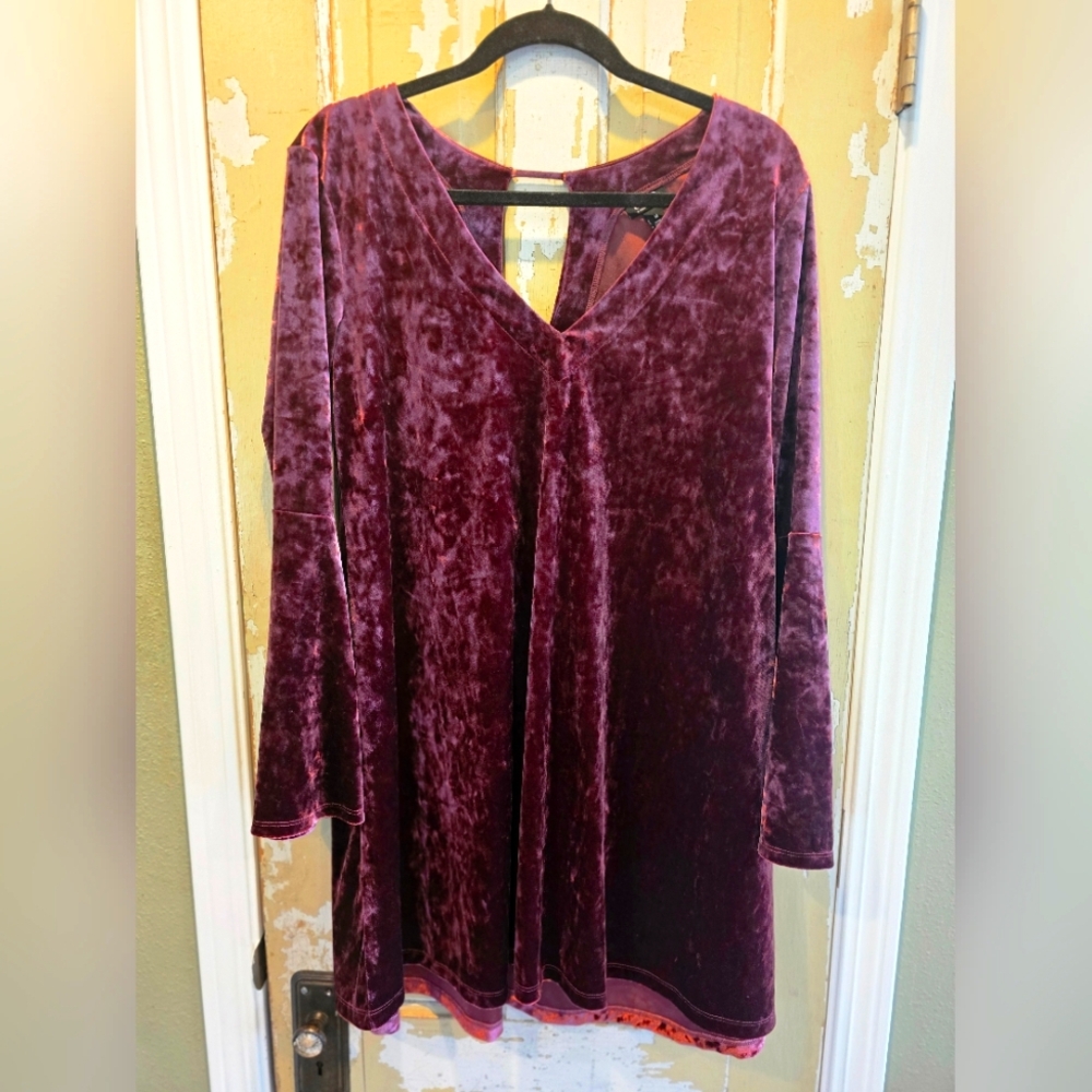 a.n.a Velvet V-Neck Tunic Dress - Deep Wine Size Medium